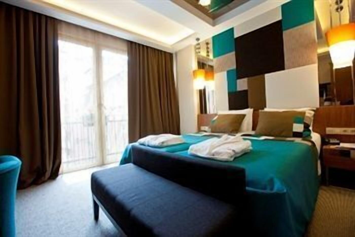 איסטמבול Collage Taksim Hotel מראה חיצוני תמונה