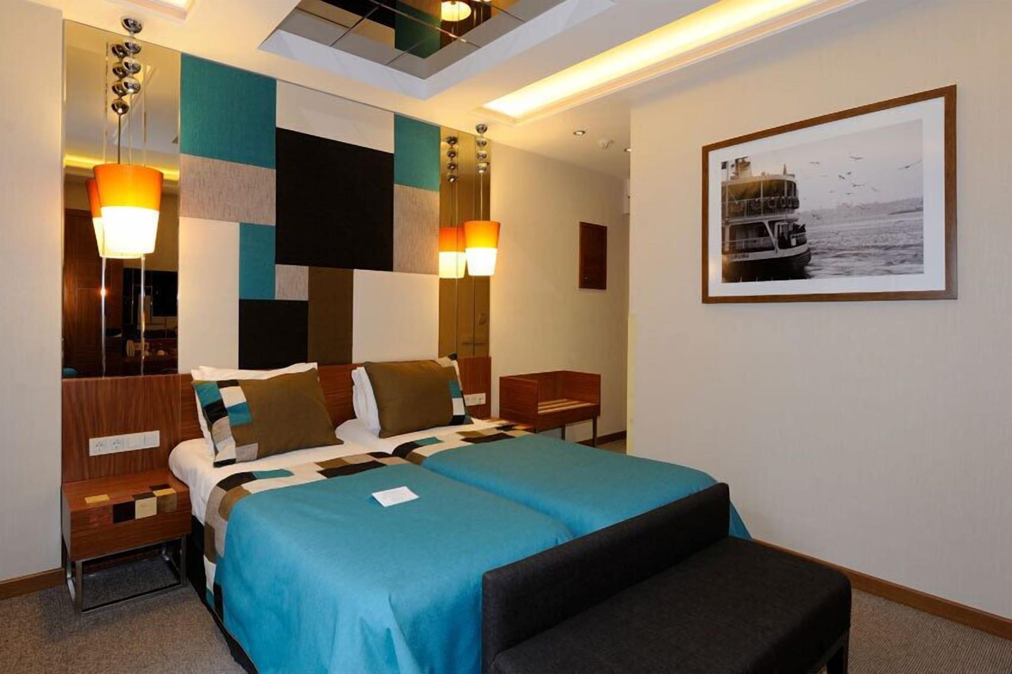 איסטמבול Collage Taksim Hotel מראה חיצוני תמונה
