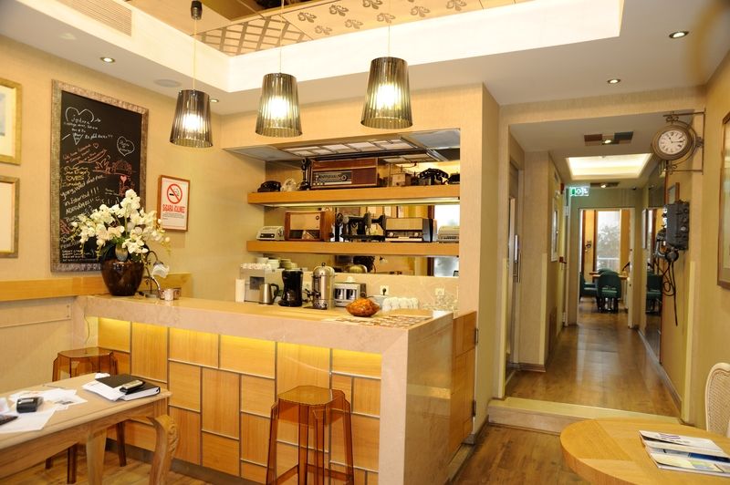 איסטמבול Collage Taksim Hotel מראה חיצוני תמונה