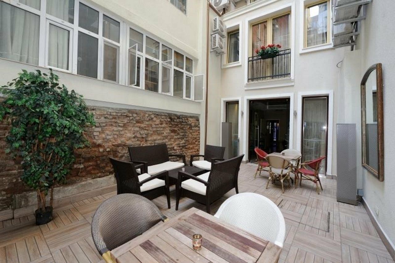 איסטמבול Collage Taksim Hotel מראה חיצוני תמונה